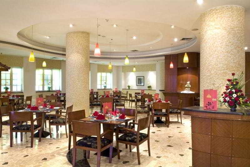 Arcadia Surabaya Hotel エクステリア 写真