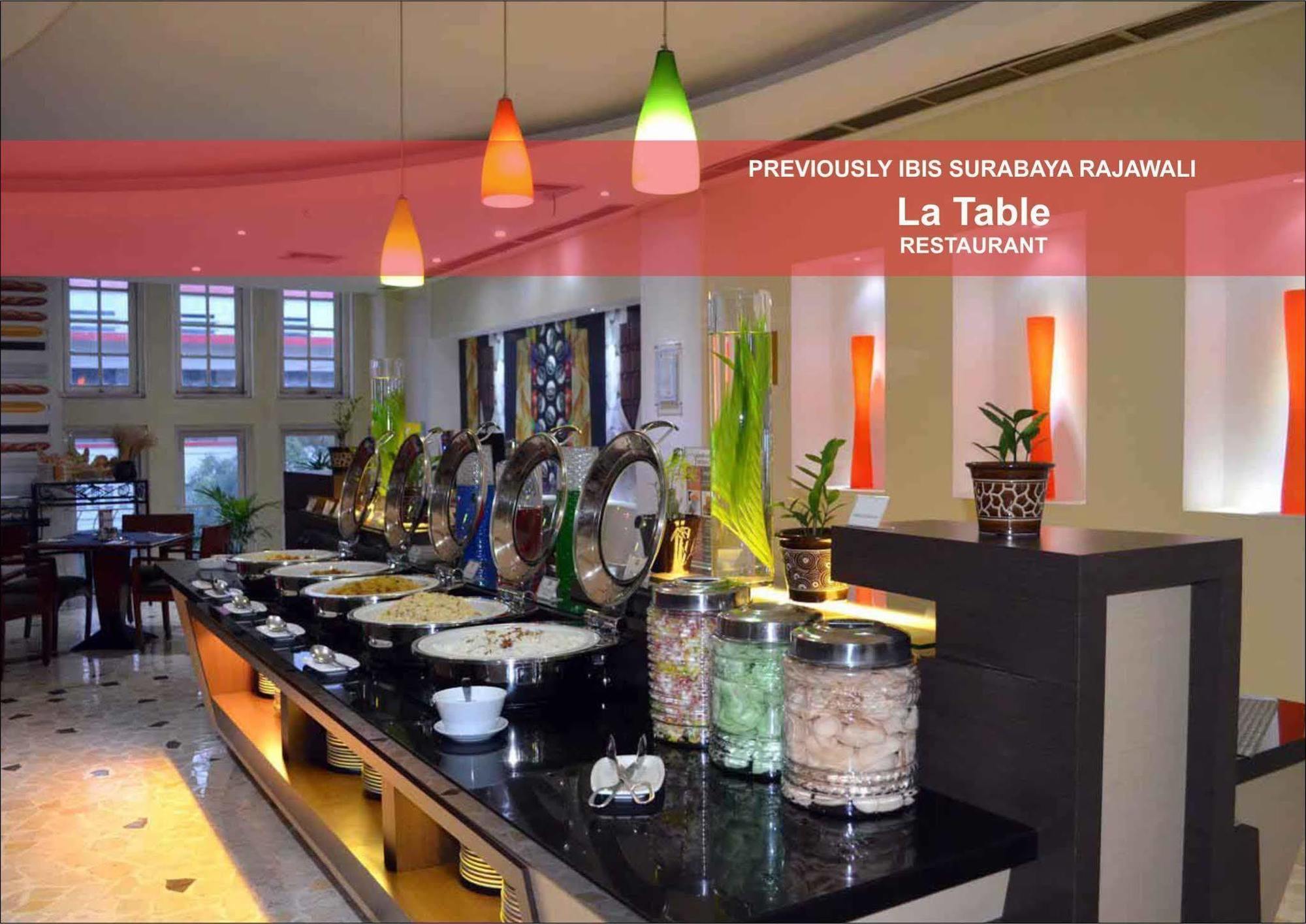 Arcadia Surabaya Hotel エクステリア 写真